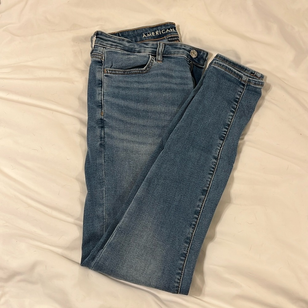American Eagle women’s super high-rise jegging jeans size 8